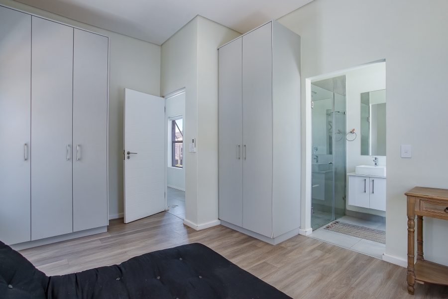 3 Bedroom Property for Sale in Mountain Crest Private Estate Western Cape